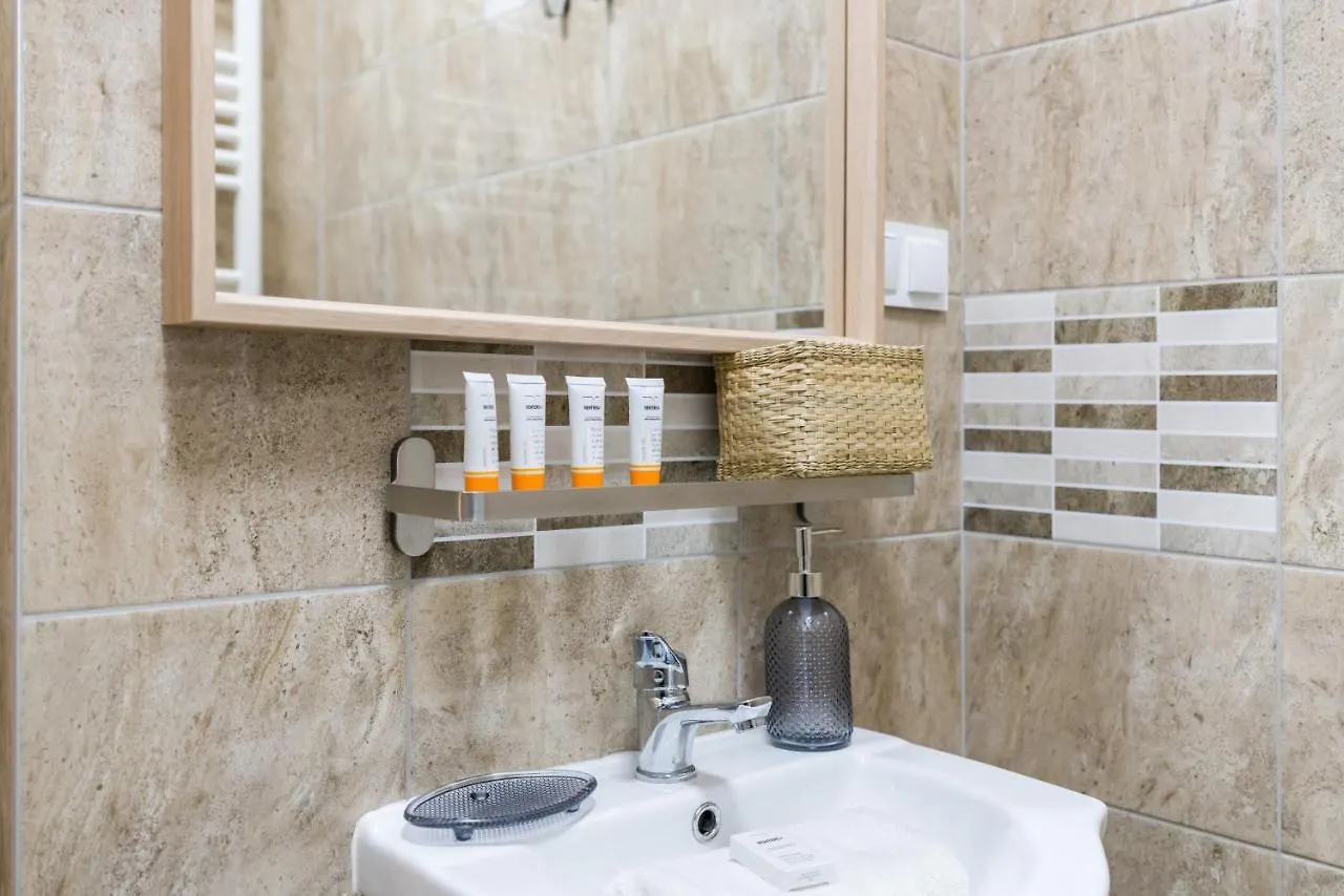 Kwiatowa Apartments Poznan City Center By Noclegi Renters